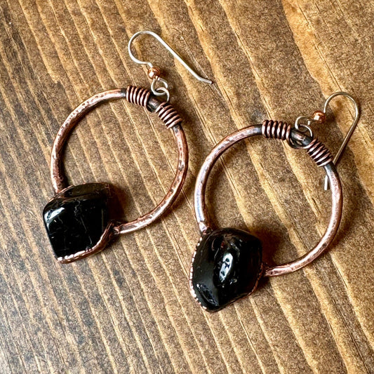 Black Tourmaline Small Hoop Earrings | Copper  - Blackbird & Sage