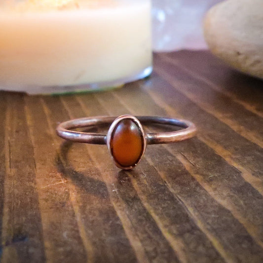 Genuine Amber Small Oval Stone Ring | Copper | Size 7 - Blackbird & Sage