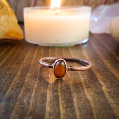 Genuine Amber Small Oval Stone Ring | Copper | Size 7 - Blackbird & Sage