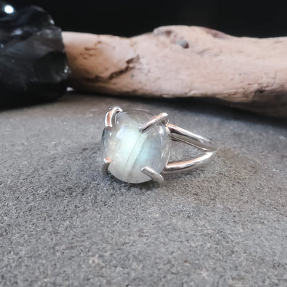 Labradorite Transformation Ring | Sterling Silver | Size 8 - Blackbird & Sage