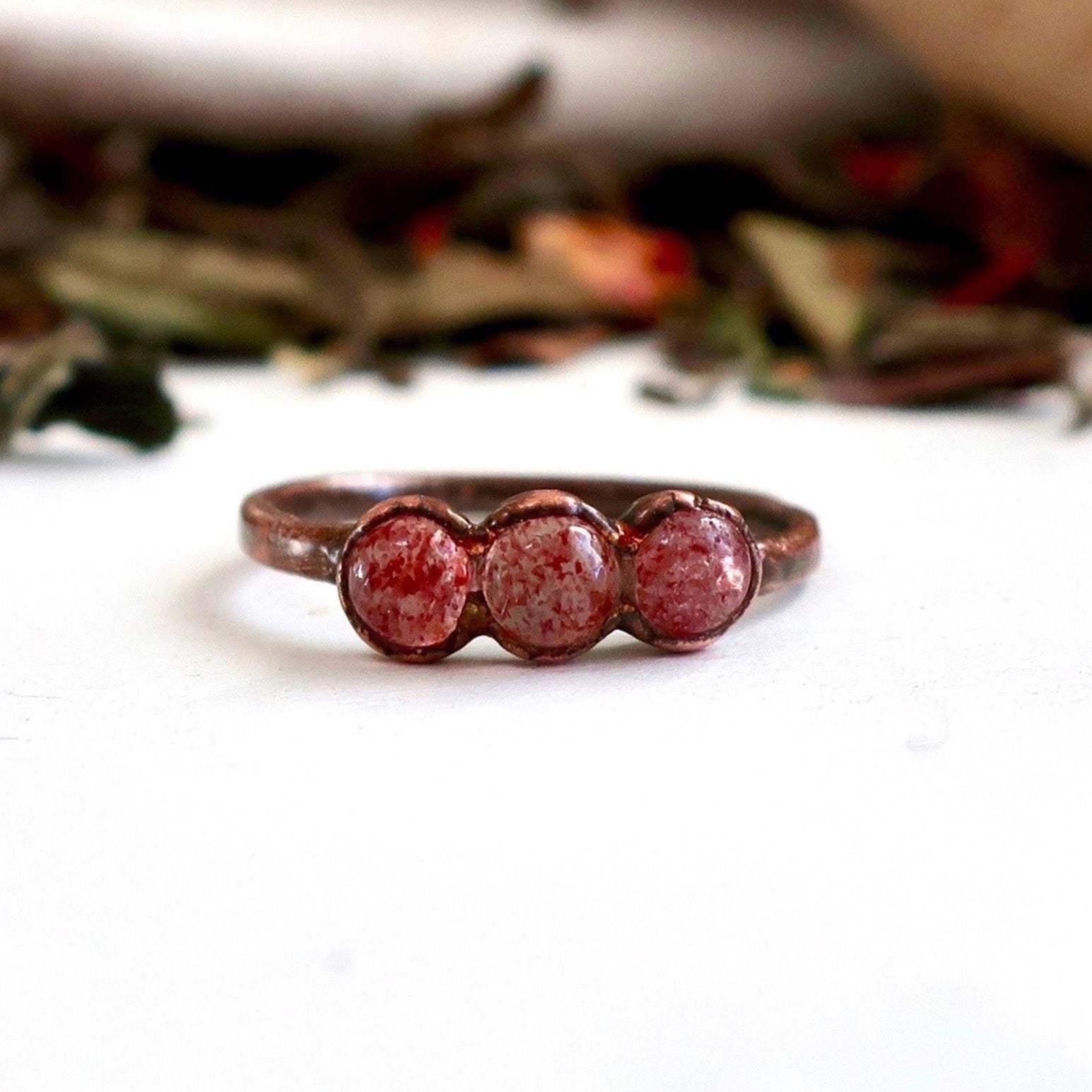 Strawberry Quartz 3 Stone Ring | Copper | Size 6.75 - Blackbird & Sage